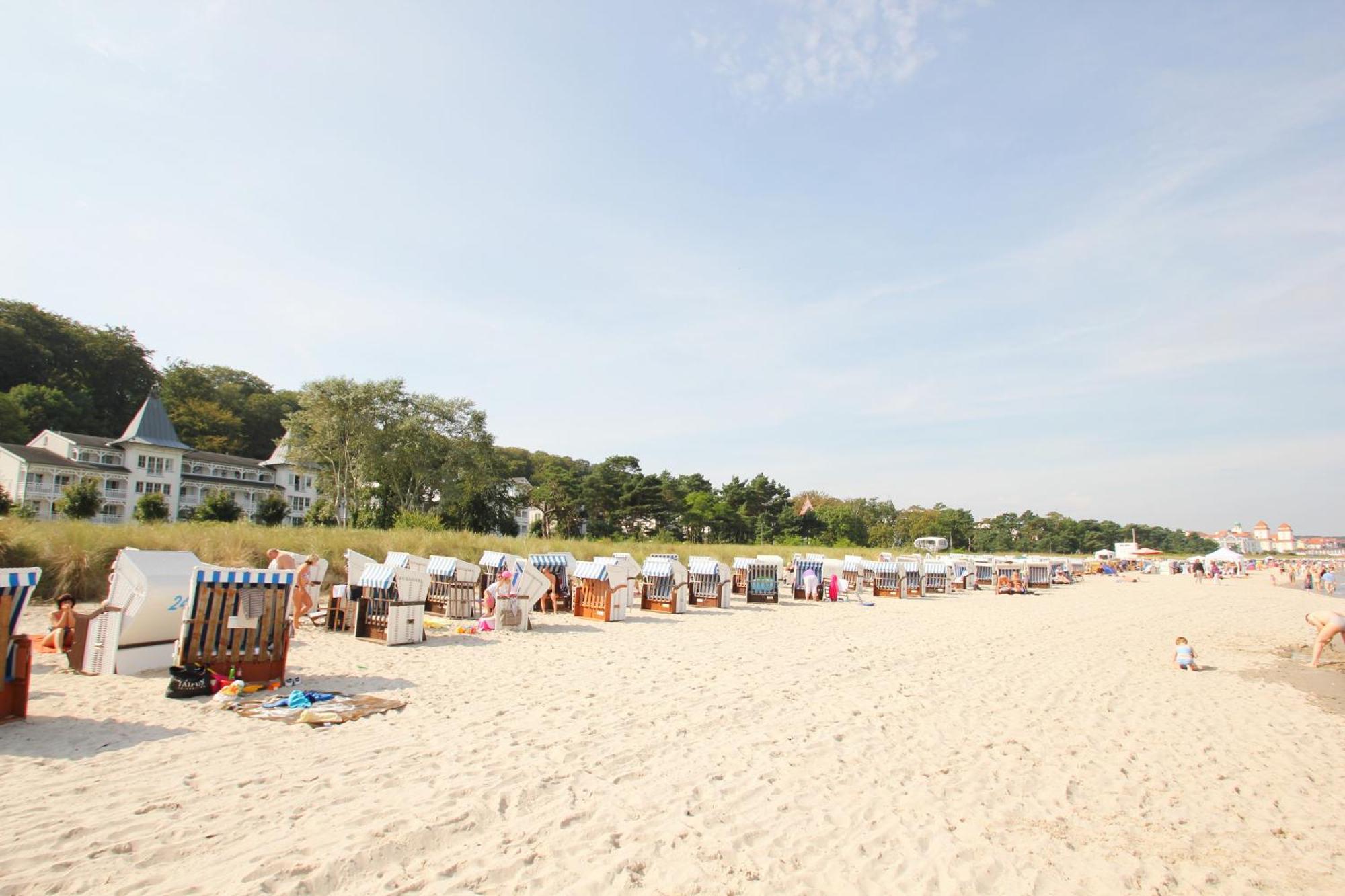 Aparthotel Ostsee Fewo 36 Balkon, Meerblick, Strand Остзебад Бинц Екстериор снимка